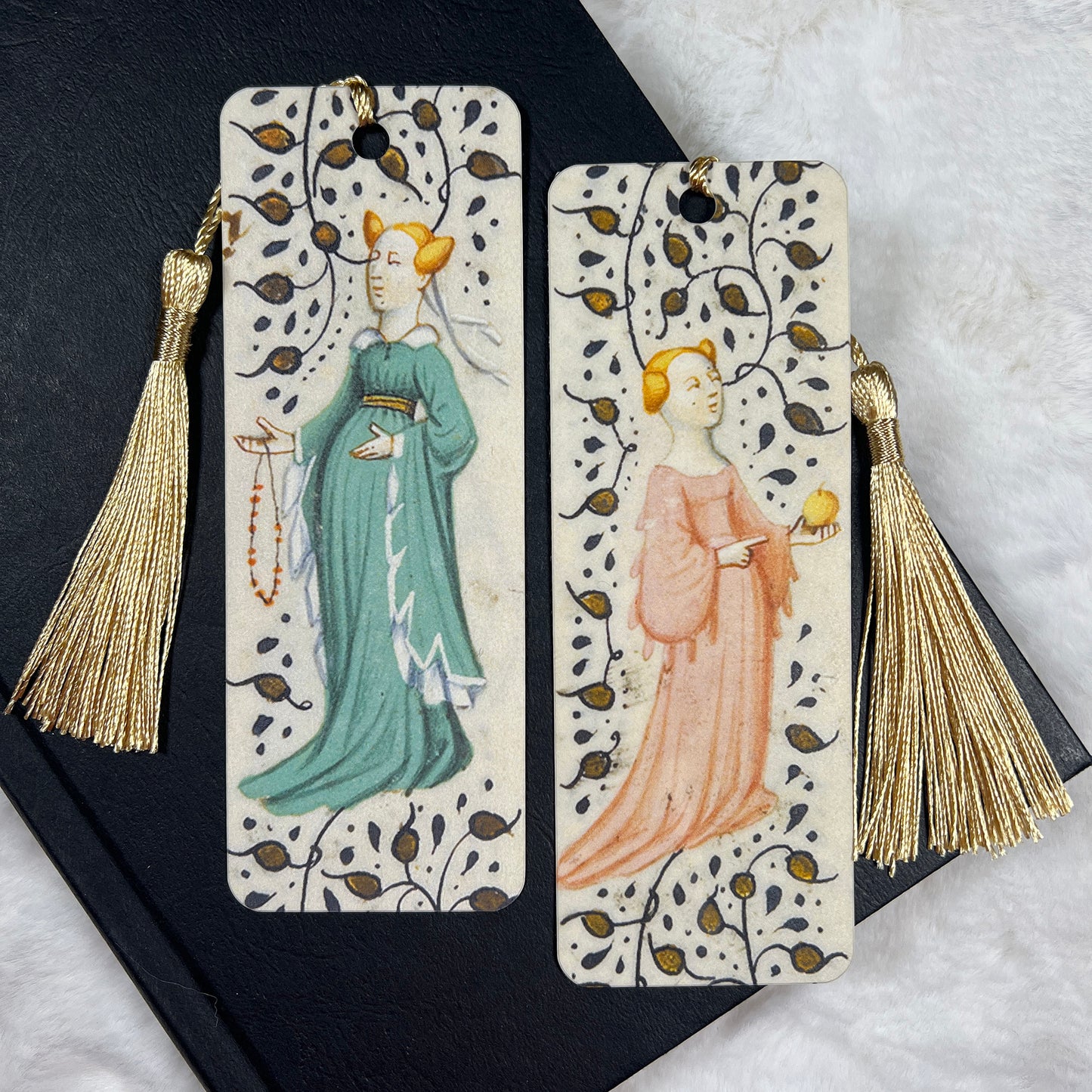 Medieval Women Bookmark Set 1